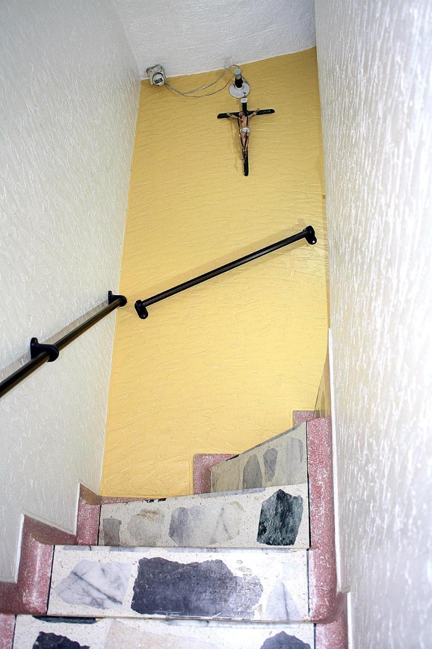 Hostel Casa Alb Богота Экстерьер фото