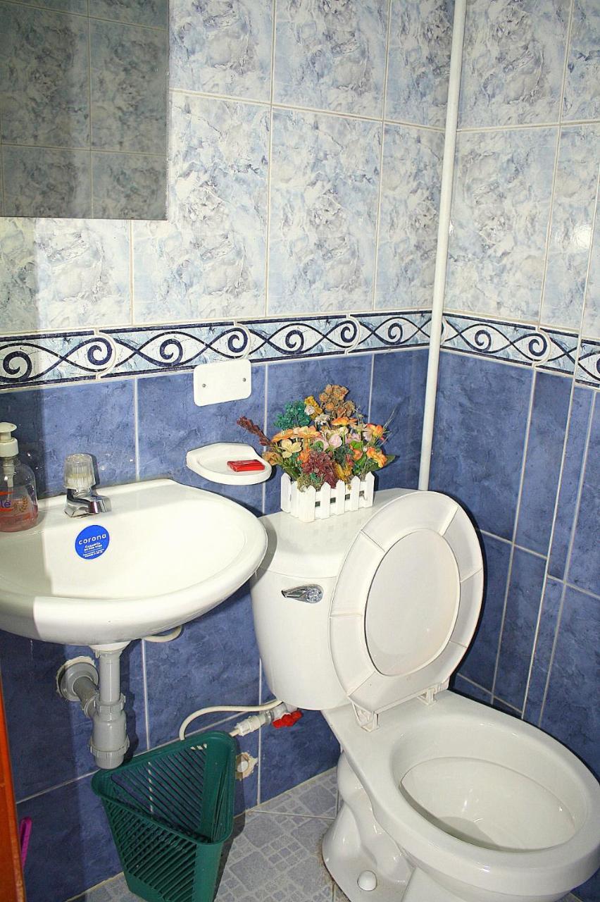 Hostel Casa Alb Богота Экстерьер фото