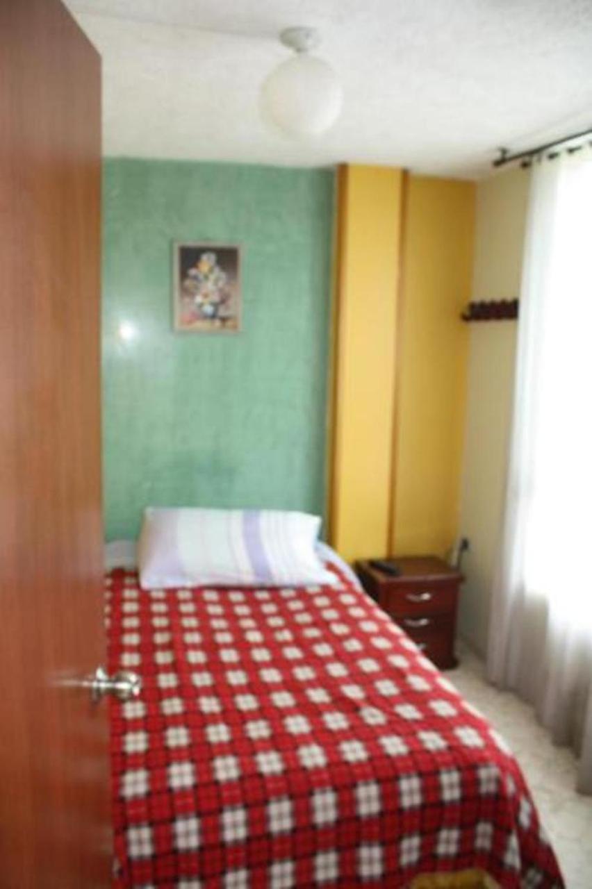 Hostel Casa Alb Богота Экстерьер фото